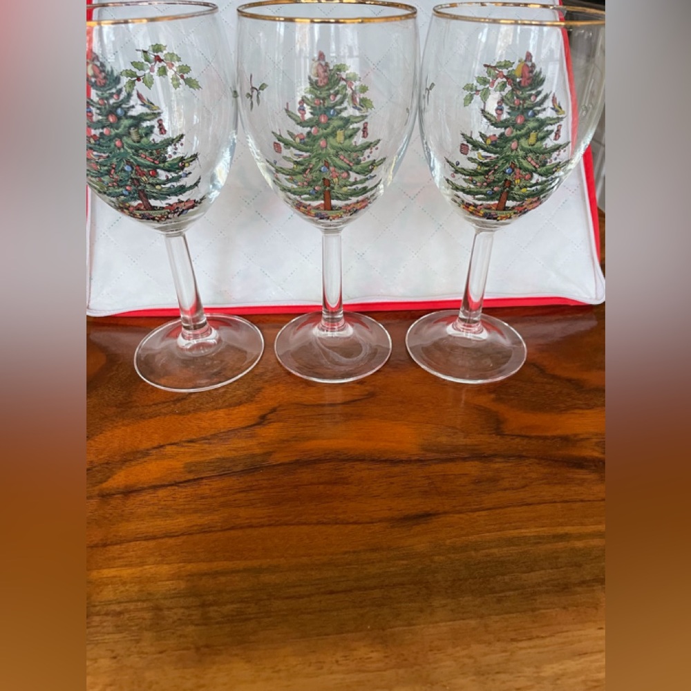 Spode Christmas Tree stemmed wine glasses - 3